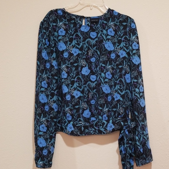 Who What Wear Tops - Who what wear floral blouse